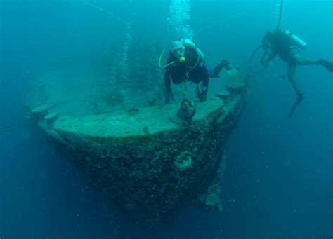 Scuba Diving For Shipwrecks In Lake Erie: 19 Places You Have To Visit - AskMen