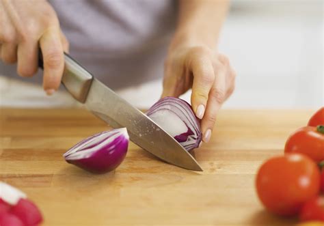 The correct way to slice an onion: 5 cooking rules explained | The Splendid Table