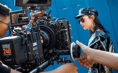 Film Crew Roles: A Guide To Who Does What & Why | Мusic Gateway