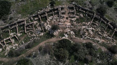 The City Gate in Ancient Times - Historical Sites in Israel