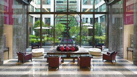 The stylish Mandarin Oriental Hotel in Paris