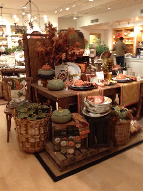 William Sonoma - New York - Homewares - Cook & Dine - Lifestyle - Visual Merchandising ...