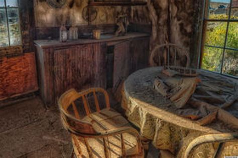 Abandoned Home In Bodie, California 'Ghost Town' Gives Us A Peek Into The Past (PHOTOS) | HuffPost