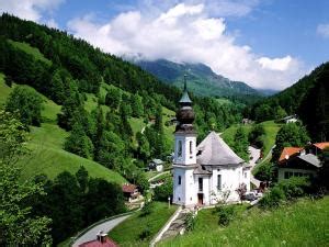 Beautiful german countryside in Bavaria (wallpaper 4974)