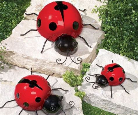 Ladybug Garden Decor Nostalgiapelit Pelikone