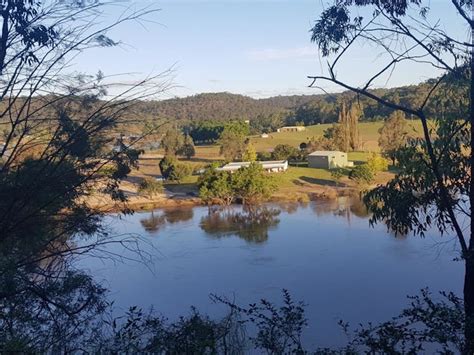 Bush camping @ The Hawkesbury River | Sydney, Australia - Official Travel & Accommodation Website