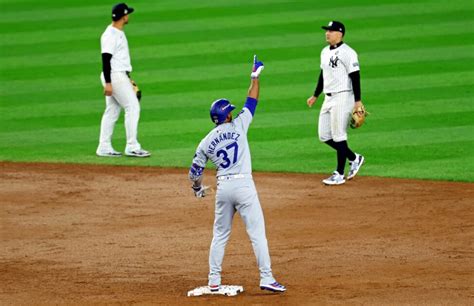 Dodgers World Series Highlights: Freddie Freeman, Teoscar Hernández ...