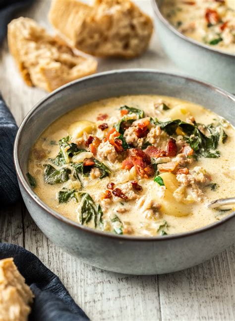 One-Pot Zuppa Toscana Soup(Tuscan Kale Soup) - Oh Sweet Basil