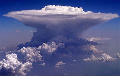 weather - Why is the Cumulonimbus cloud formation so dangerous? - Aviation Stack Exchange