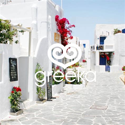 Folegandros Chora: Photos, Map, See & Do | Greeka