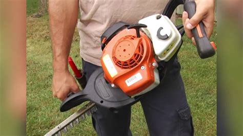 SafetyWatch: Hedge trimmer safety - YouTube