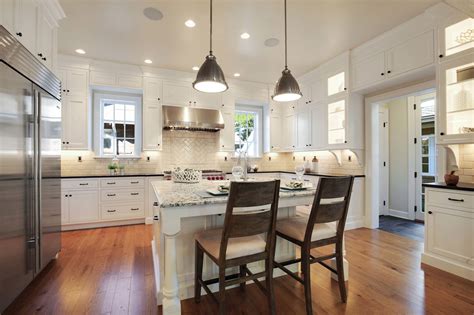 White Shaker Style Farmhouse Kitchen - Crystal Cabinets