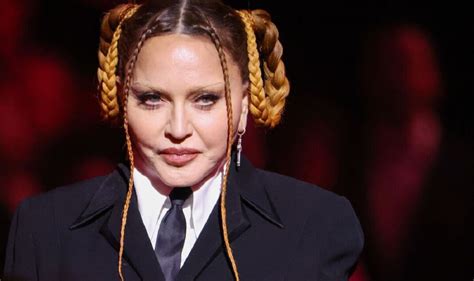 Grammy 2023, Madonna ai detrattori: "Non mi spezzerete!" | CinemaSerieTV.it