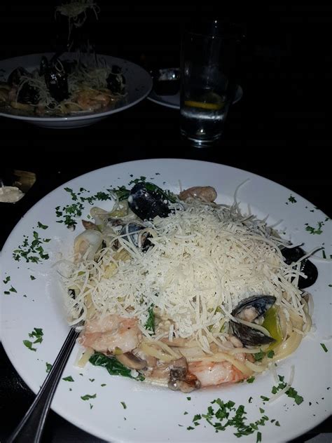 La Spaghett - 12 Photos & 27 Reviews - Italian - 970 Upper James Street ...