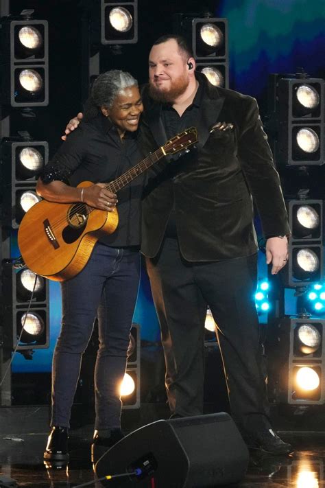 Luke Combs pays tribute to Tracy Chapman after 'Fast Car' duet at the ...