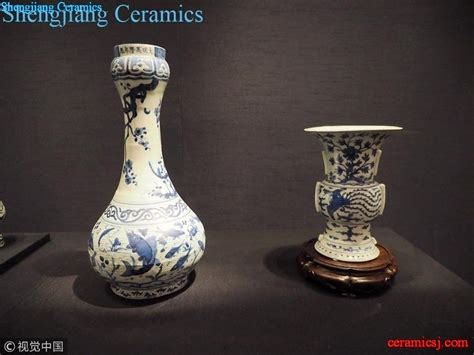 Ming porcelain showcased at Palace Museum 未完成 | china shengjiang blue ande white porcelain/ceramics