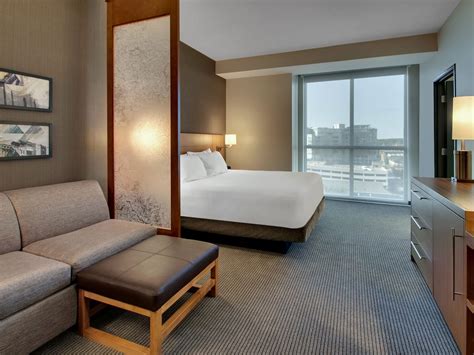 Downtown Iowa City Hotel | Hyatt Place Iowa City / Downtown