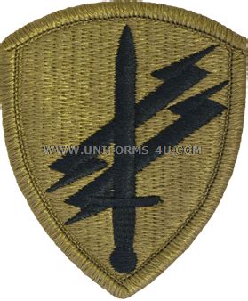 U.S. ARMY CIVIL AFFAIRS AND PSYCHOLOGICAL OPERATIONS COMMAND PATCH (SSI)