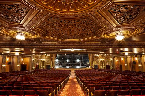 Behind the scenes at the United Palace, Washington Heights' opulent 'Wonder Theatre' | 6sqft