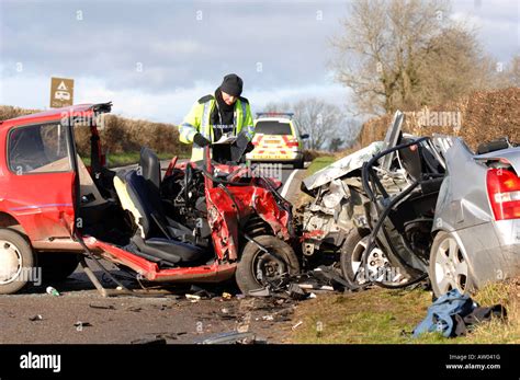 Police at the scene of a fatal head on car crash that killed 4 people ...