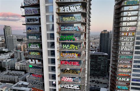 Street Artists Say Graffiti on Abandoned L.A. High-Rises Is Disruptive ...