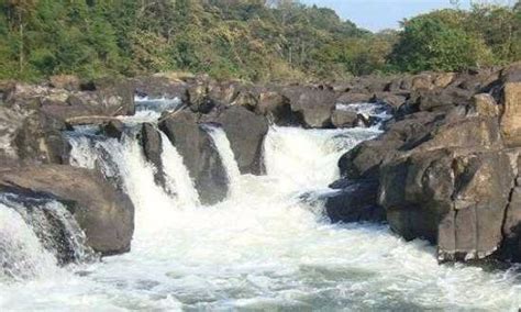 Perunthenaruvi Waterfall (Pathanamthitta) - 2020 All You Need to Know BEFORE You Go (with Photos ...