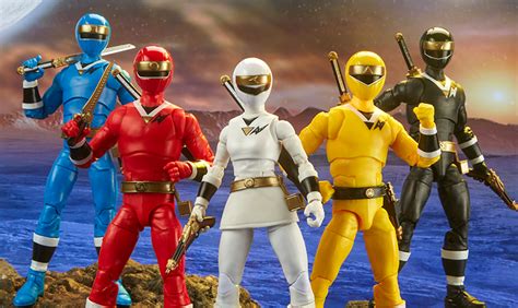 Alien Rangers ganham conjunto na linha Lightning Collection de Power Rangers