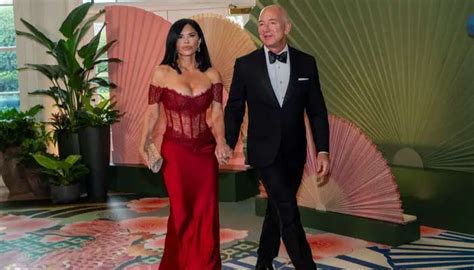 Is the fashion expert helping Jeff Bezos' fiancée Lauren Sanchez with ...