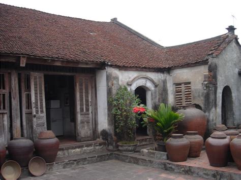 Preserve traditional ancient houses in Hanoi