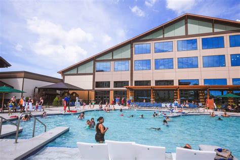 Great Wolf Lodge GA: We Answer Your Top 30 Most-Asked Questions (Video)