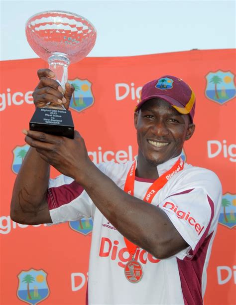 Darren Sammy with the series trophy | ESPNcricinfo.com