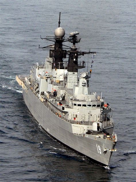 HMS Sheffield F 96 Type 22 Broadsword class Guided Missile Frigate Royal Navy | Royal navy ships ...