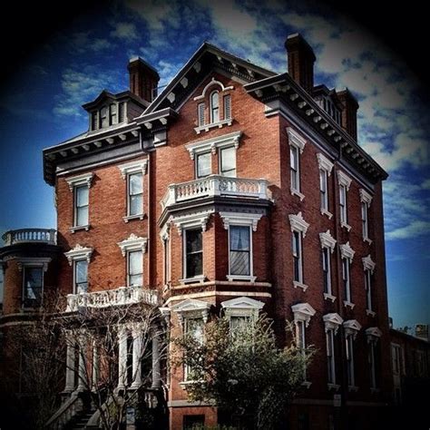 The Kehoe House in Savannah, GA | Savannah chat, Haunted places, Visit savannah