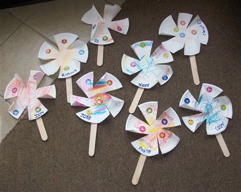 Paper Plate Pin Wheels | Early Teacher | Paper Plate Crafts | Pinterest ...