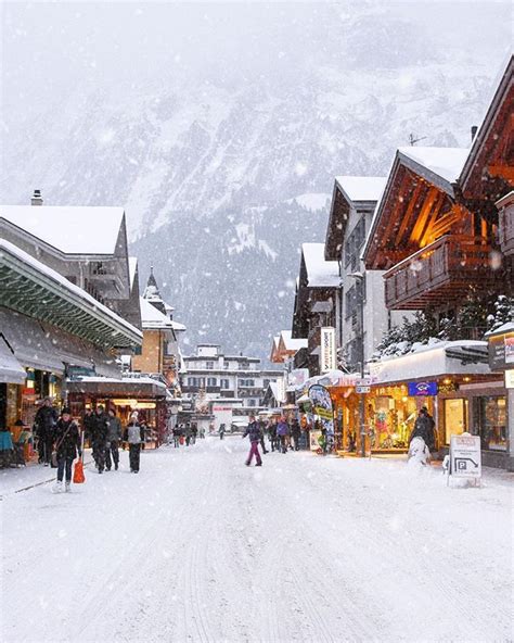 Beautiful Swiss Villages under the snow - Balmers Hostel & Nightclub