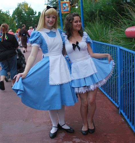 How to Make an Alice in Wonderland Costumes | Costume Pop | Wonderland costumes, Alice in ...