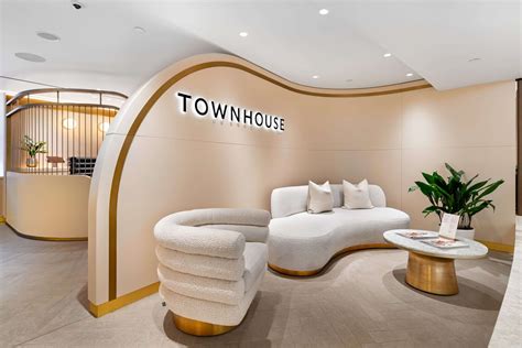 Townhouse Nails | Luxury Salon Design | FormRoom