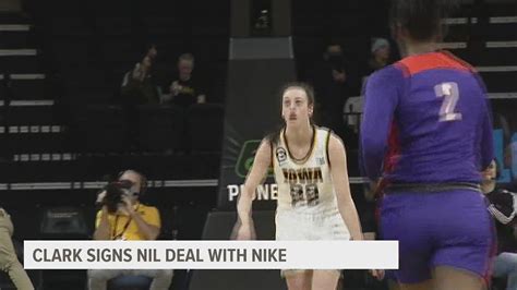 Iowa's Caitlin Clark inks historic NIL deal with Nike | wqad.com