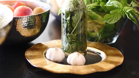 Recipe: Basil-Infused Olive Oil | Condé Nast Traveler