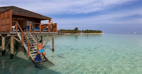 Vilamendhoo Island Resort & Spa - Budget Maldives