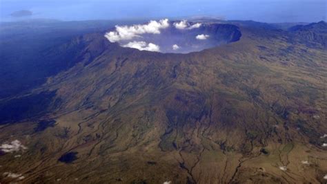 The Deadliest Volcanic Eruption in History | HISTORY