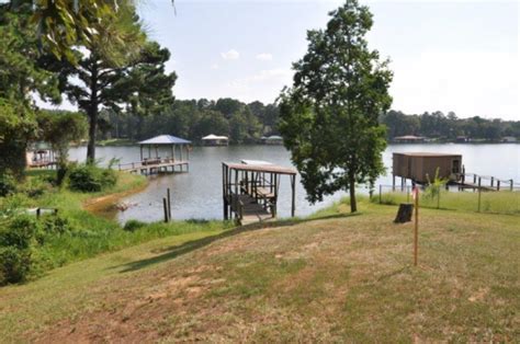 Lake Front Home For Rent - Lake Palestine Waterfront Home for Sale