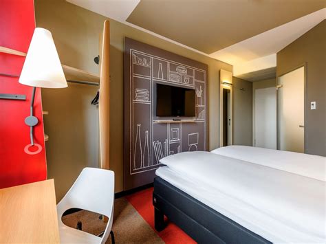 ibis Amsterdam Centre Amsterdam, NL - Reservations.com