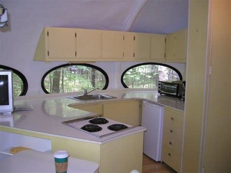 Flying saucer house photos