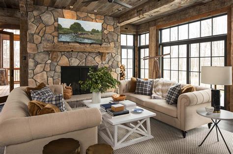 Rustic lakeside retreat in Wisconsin features inviting design details | Rustic house, Rustic ...