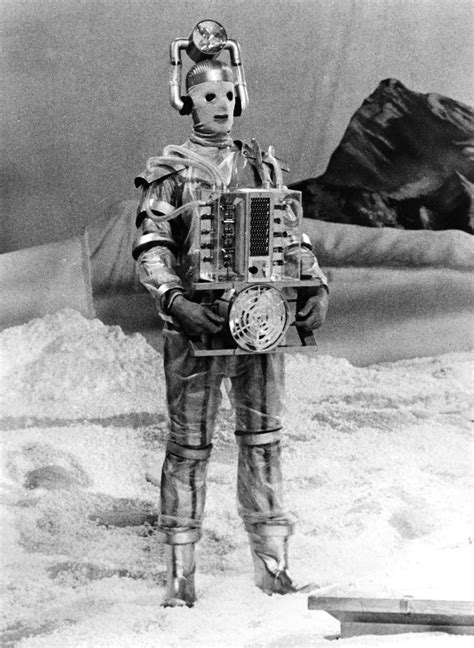 Cyberman from Doctor Who: The Tenth Planet, 1966. Dr Who Cyberman ...