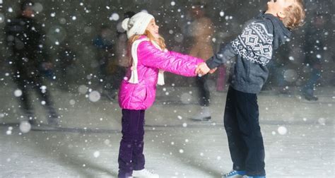 Family Guide to Breckenridge Ice Skating | Insider Families