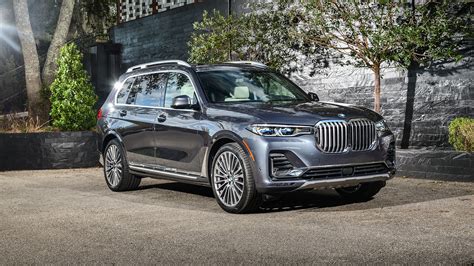 2019 BMW X7 First Drive: The 7 Series of Luxury SUVs | Automobile Magazine