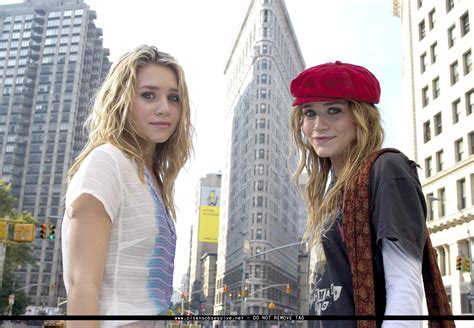 MKA New York Minute Stills - Mary-Kate & Ashley Olsen Photo (33744470) - Fanpop