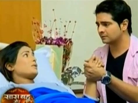 Yeh Rishta Kya Kehlata Hai Spoiler: Singhania Family Welcomes Akshara Back Home - Filmibeat